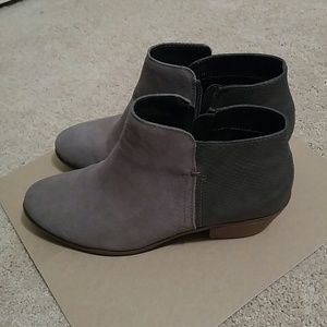 G.H. Bass & Co. Grey Nine ankle boots